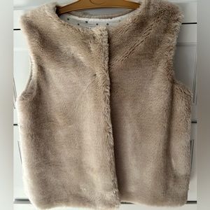 Jacadi size 6 taupe faux fur vest with cotton patterned lining